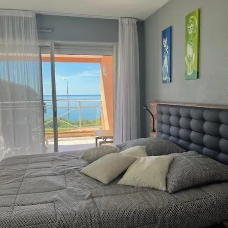 Vue * Αζάτσιο